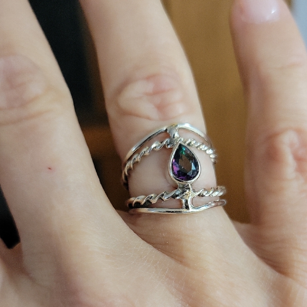 MYSTIC TOPAZ TWISTED STERLING RING - Picture 5 of 10